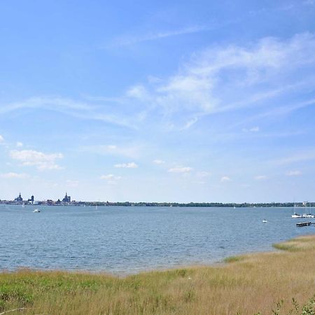 Ferienwohnung Mit Garten Und Sundblick Altefähr Esterno foto